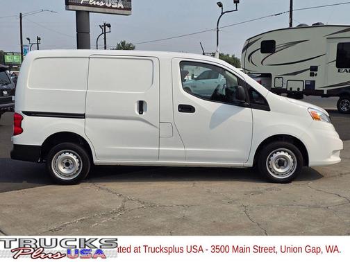 2021 Nissan NV200 S
