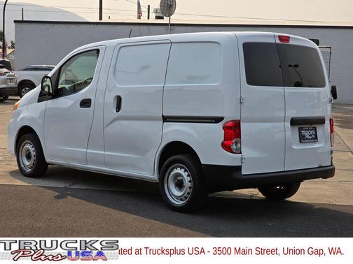 2021 Nissan NV200 S