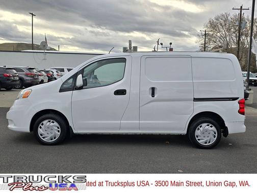 2018 Nissan NV200 SV