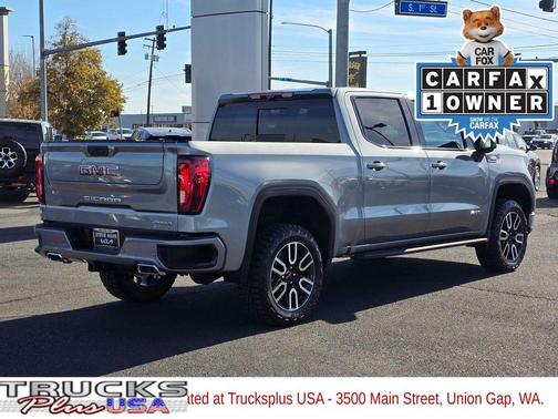 2025 GMC Sierra 1500 AT4