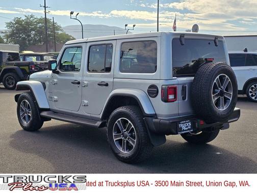 2023 Jeep Wrangler Sahara