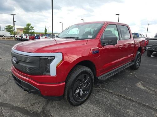 2025 Ford F-150 Lightning Flash