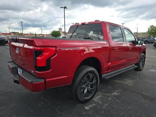 2025 Ford F-150 Lightning Flash