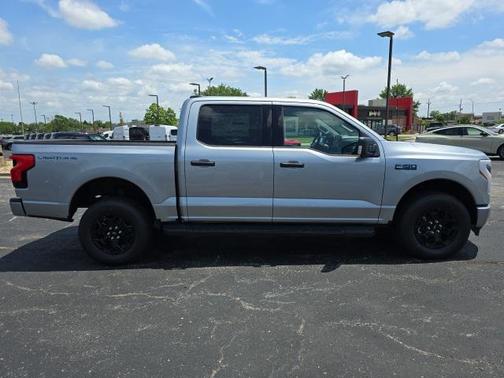 2025 Ford F-150 Lightning XLT