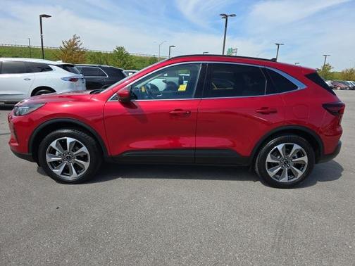 2024 Ford Escape Platinum