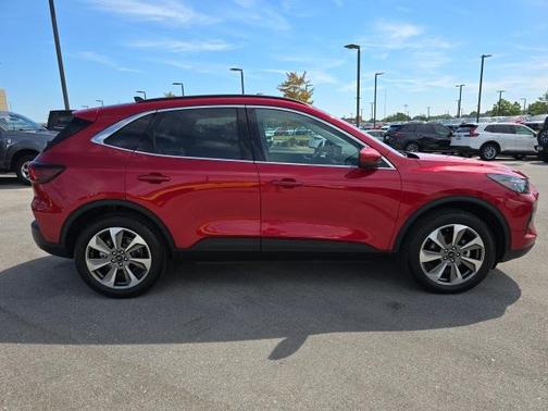 2024 Ford Escape Platinum