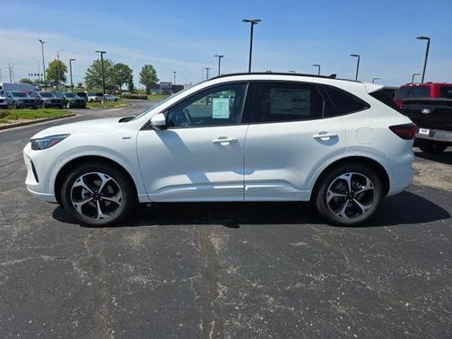 2025 Ford Escape ST-Line Elite
