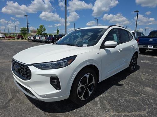 2025 Ford Escape ST-Line Elite