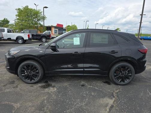 2025 Ford Escape ST-Line Elite