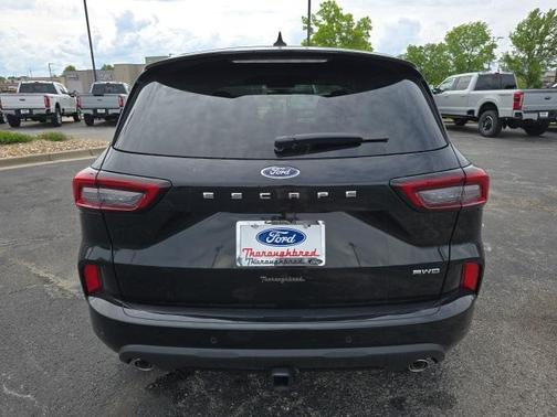 2025 Ford Escape ST-Line Elite