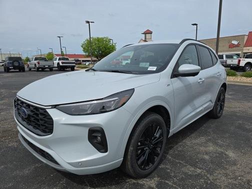 2025 Ford Escape ST-Line Elite