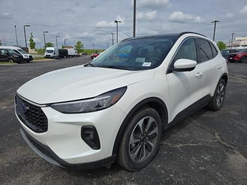 2025 Ford Escape Platinum