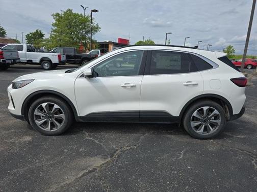 2025 Ford Escape Platinum