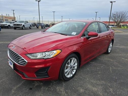 2020 Ford Fusion SE