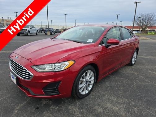 2020 Ford Fusion SE