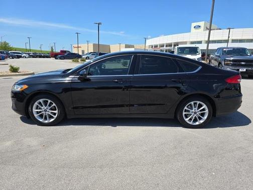2020 Ford Fusion Hybrid SE