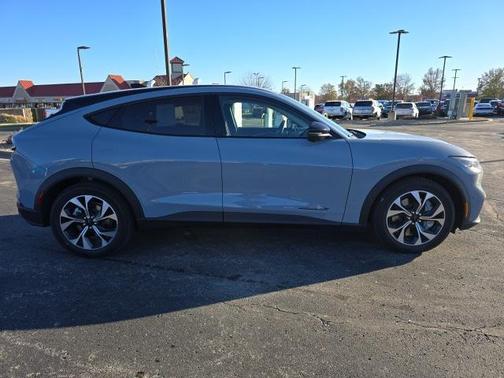 2024 Ford Mustang Mach-E Select