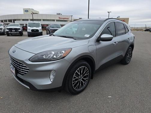 2022 Ford Escape TITANIUM