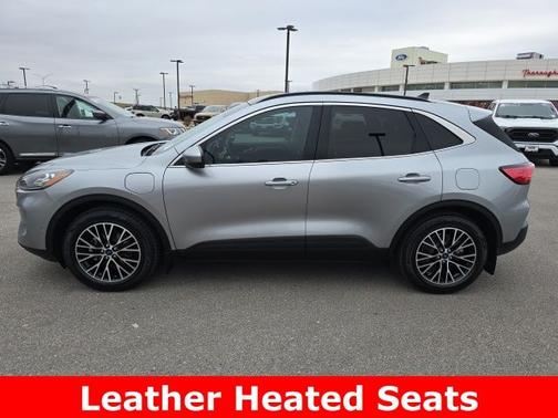 2022 Ford Escape TITANIUM