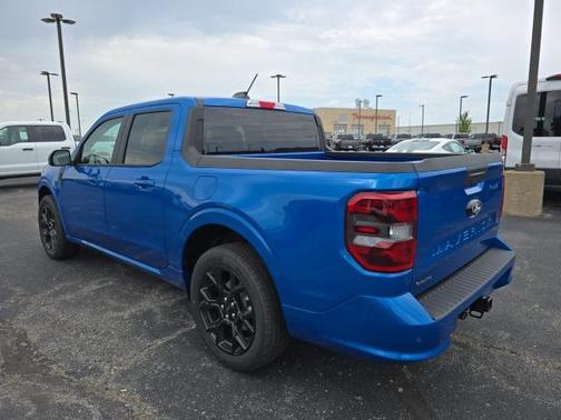 2025 Ford Maverick Lobo Standard
