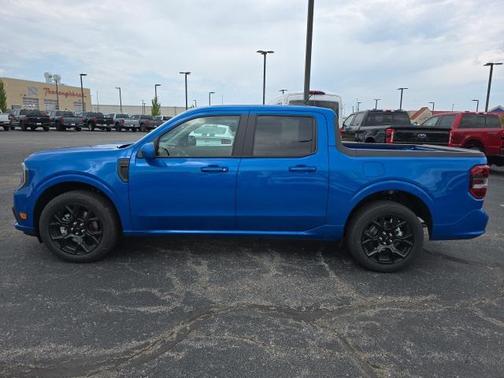 2025 Ford Maverick Lobo Standard