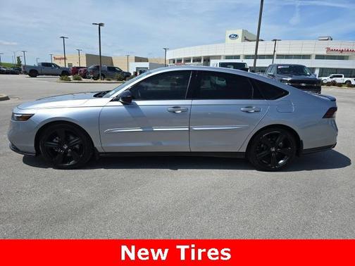 2023 Honda Accord Hybrid Base