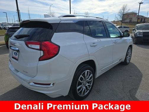2022 GMC Terrain DENALI