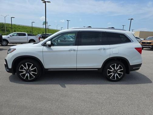 2022 Honda Pilot AWD Elite