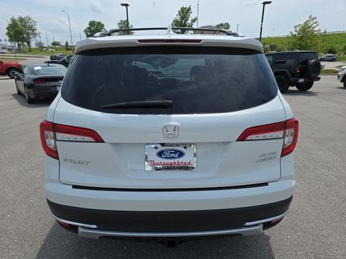 2022 Honda Pilot AWD Elite