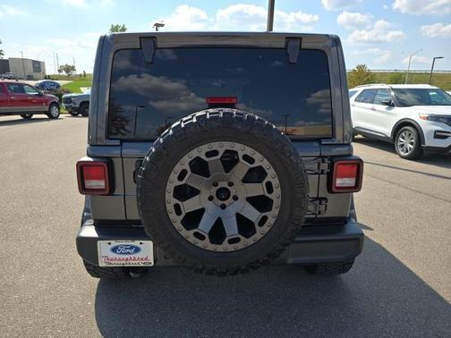 2018 Jeep Wrangler Unlimited Sahara