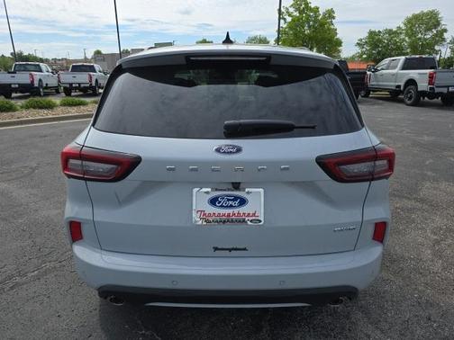 2025 Ford Escape ST-Line Elite