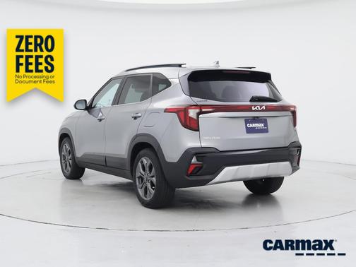 Gray 2024 Kia Seltos S