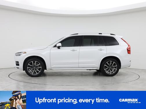 2018 Volvo XC90 T6 Momentum