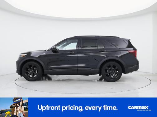 Black 2023 Ford Explorer ST-Line