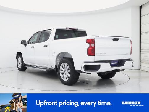White 2022 Chevrolet Silverado 1500 Custom