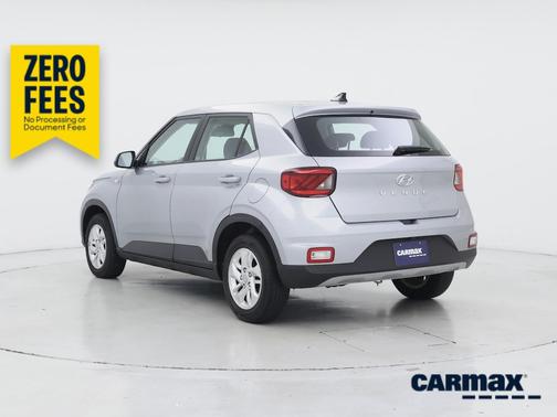 Silver 2021 Hyundai VENUE SE