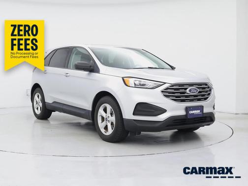 Silver 2019 Ford Edge SE