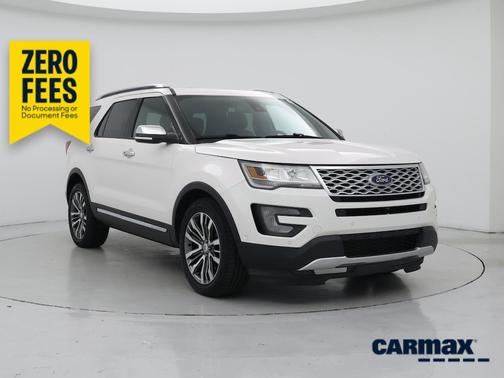 White 2017 Ford Explorer Platinum