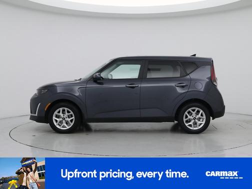 Gray 2023 Kia Soul LX