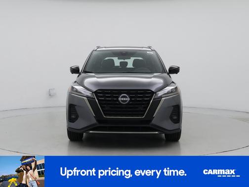 Gray 2023 Nissan Kicks SR
