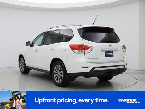 2016 Nissan Pathfinder SV