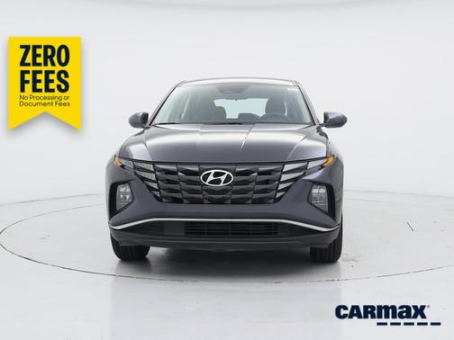 Gray 2023 Hyundai TUCSON SE