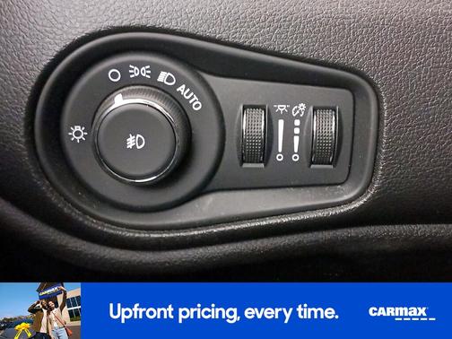 White 2020 Jeep Renegade Trailhawk