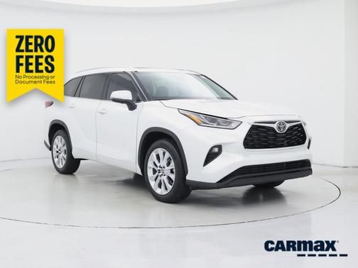 Pearl 2022 Toyota Highlander Limited