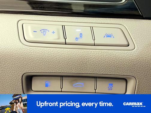 2016 Hyundai SONATA Hybrid Limited