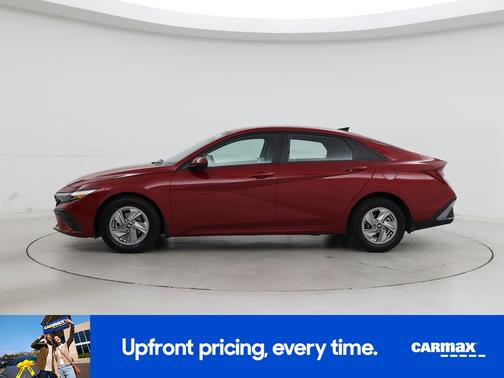 Red 2024 Hyundai ELANTRA SE