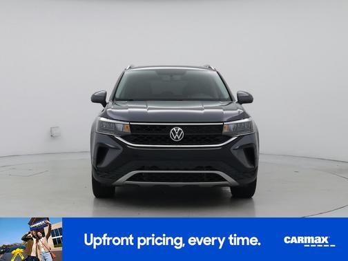 Gray 2022 Volkswagen Taos SE