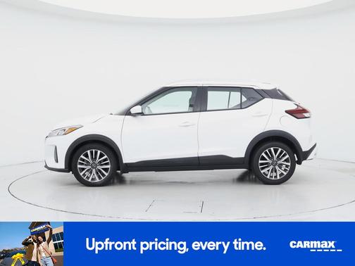 White 2022 Nissan Kicks SV