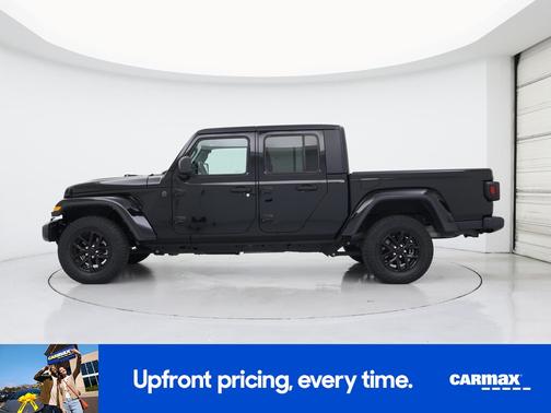 Black 2022 Jeep Gladiator Altitude