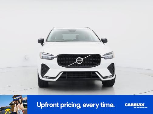2024 Volvo XC60 B5 Plus Dark Theme